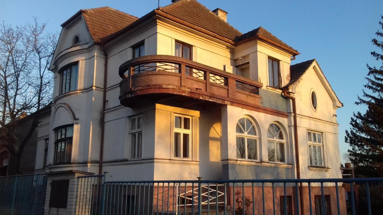 U Nas Ve Vile Guest House Cejc Екстериор снимка